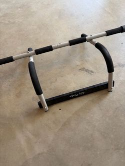 Chin up bar