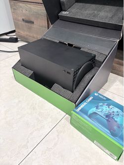 Xbox series X with extra controller