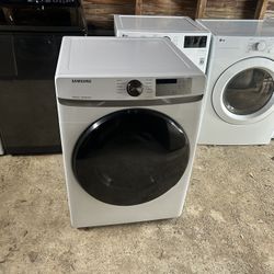 Samsung 7.5-cu ft Stackable Vented Electric Dryer with Steam Cycle ( White )