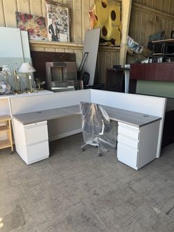 10 Workstation 6 x 6 Price Beach.
