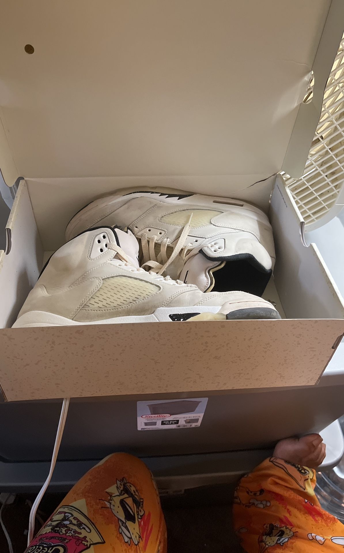 Jordan 5’s Size 11