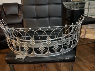 Crown decoration
