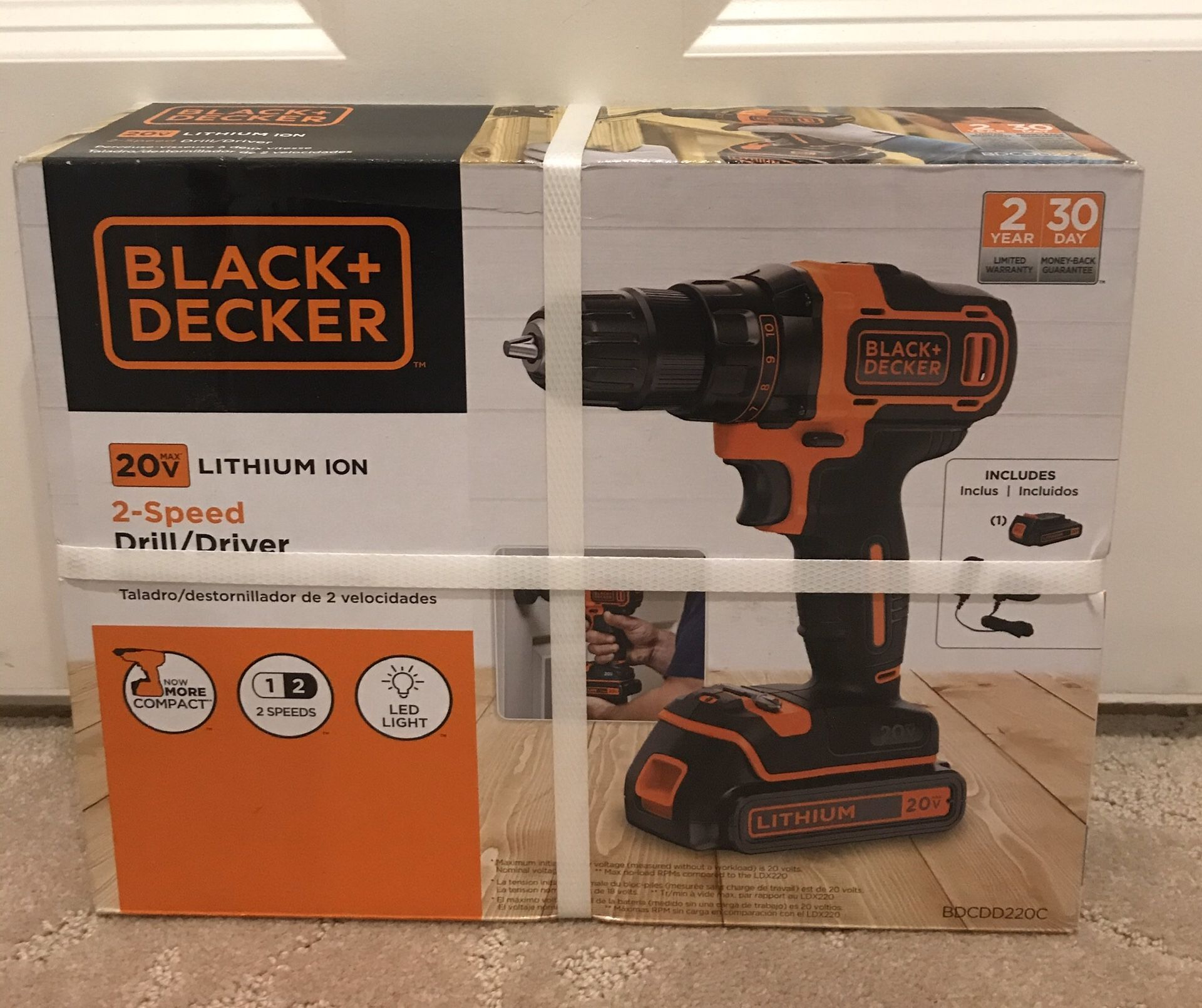 BLACK and DECKER 20V MAX Lithium Cordless 2-Speed Drill / Driver NEW BDCDD220