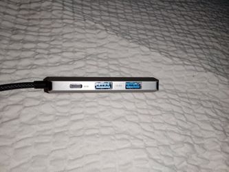USB-C Hub with PD and USB 3.0 Ports