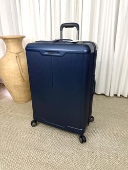 Samsonite Silhouette 17 Large Hardside Spinner Suitcase 31"