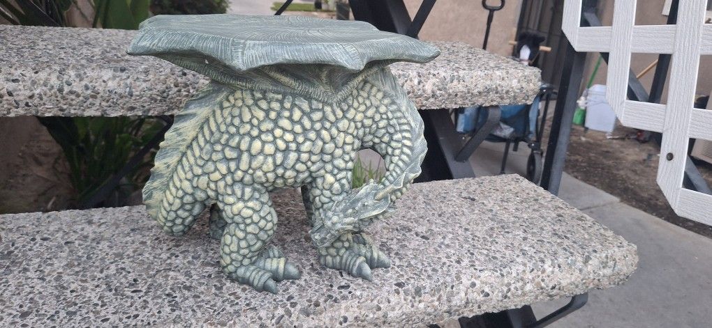 Dragon Planter Stand