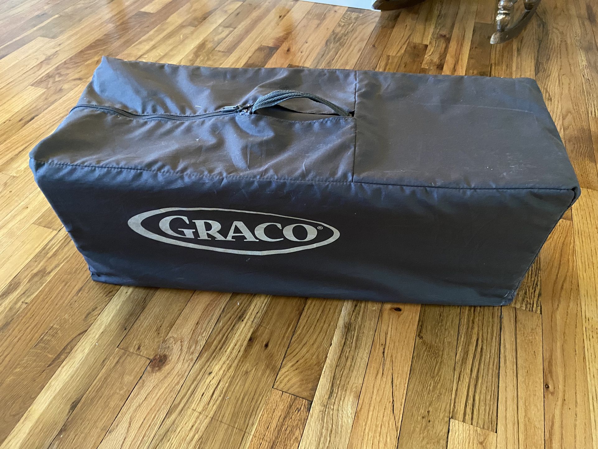 Graco Pack-n-Play