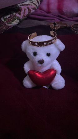 BRACELET.