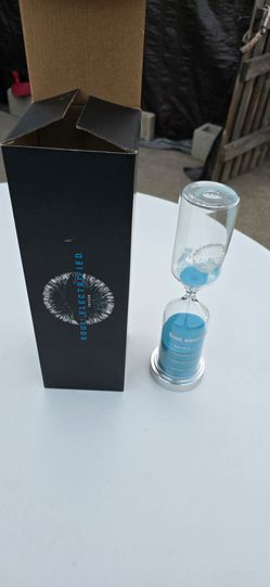 Porsche Taycan Soul Electrified Hourglass