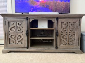 5ft Media Cabinet / TV Stand — Grey, Ornate Doors