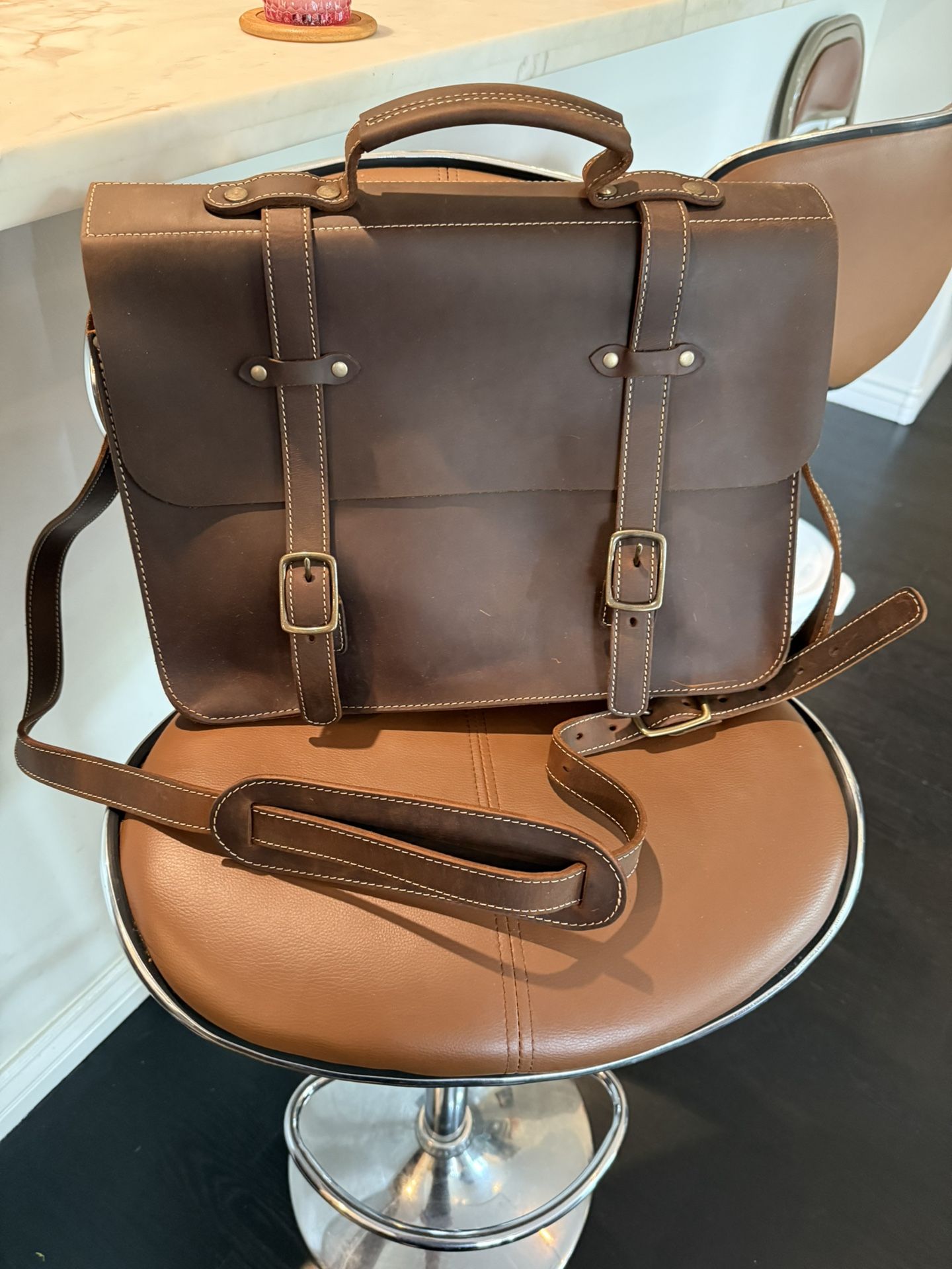 Portland Leather Messenger Bag BRAND NEW