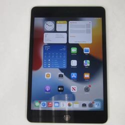 iPad Mini 4th Gen 128gb With Extras