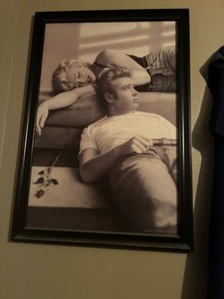 Picture Marilyn Monroe and James dean