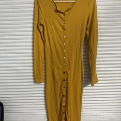 brand new mustard yellow dress size M, 100% cotton pick up near Monterey and Tully Rd SJ Ca 95112