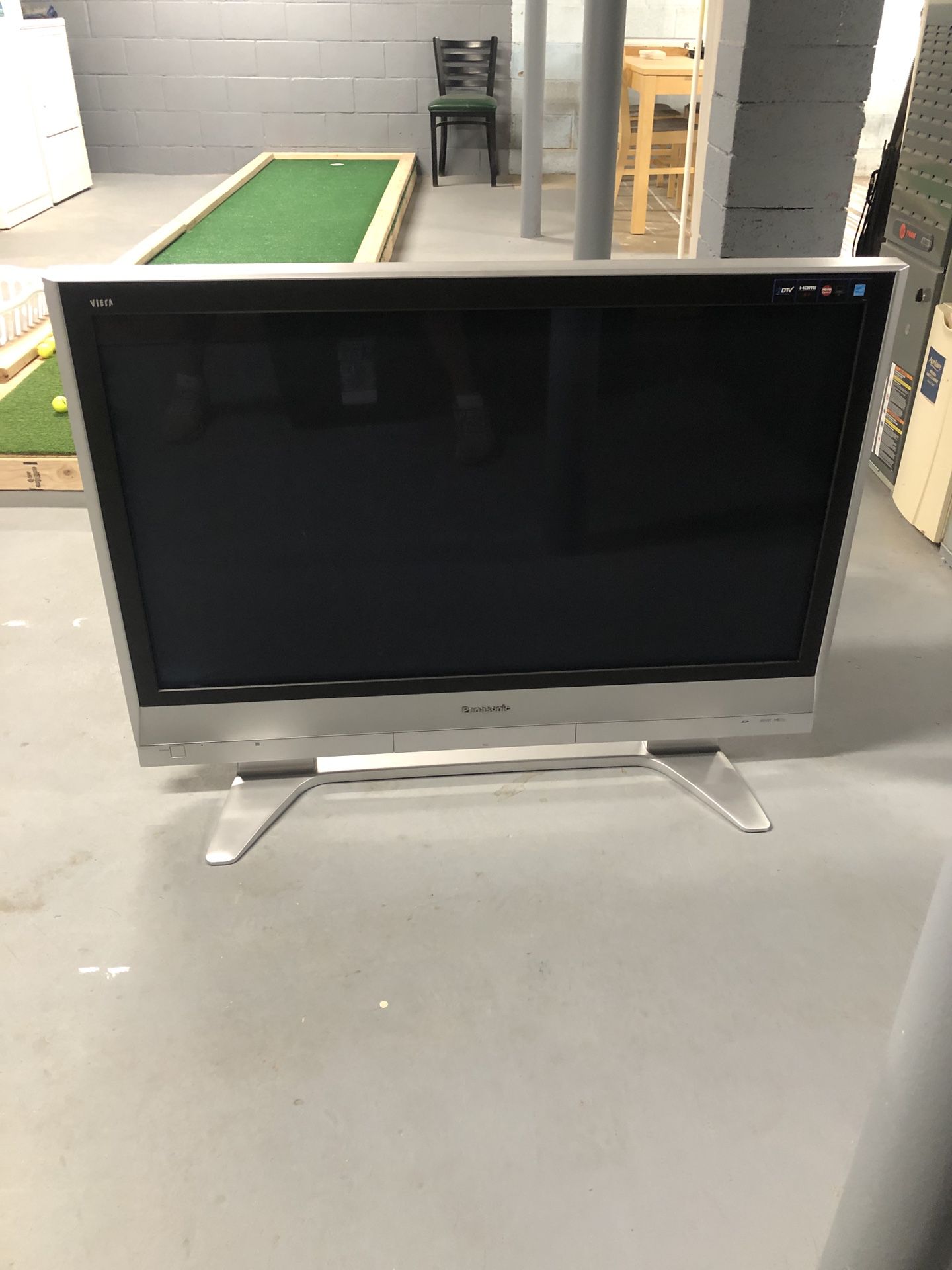 42 inch Panasonic tv