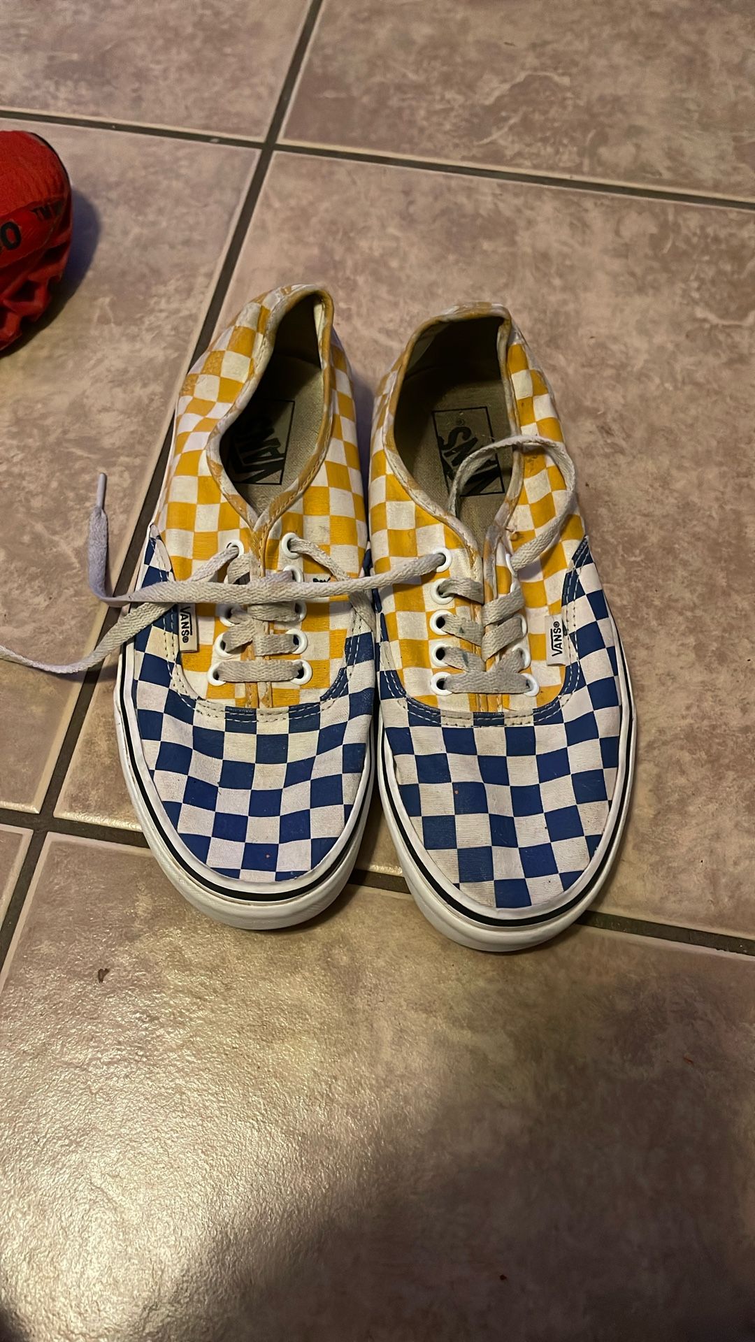 Checkered vans 8 Men’s 