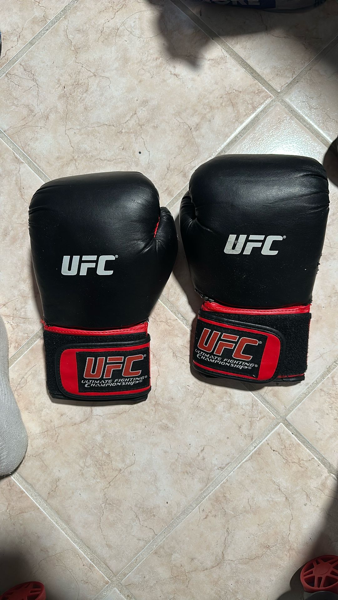 UFC Gloves