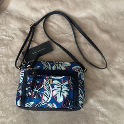 New Tommy Hilfiger Bag 
