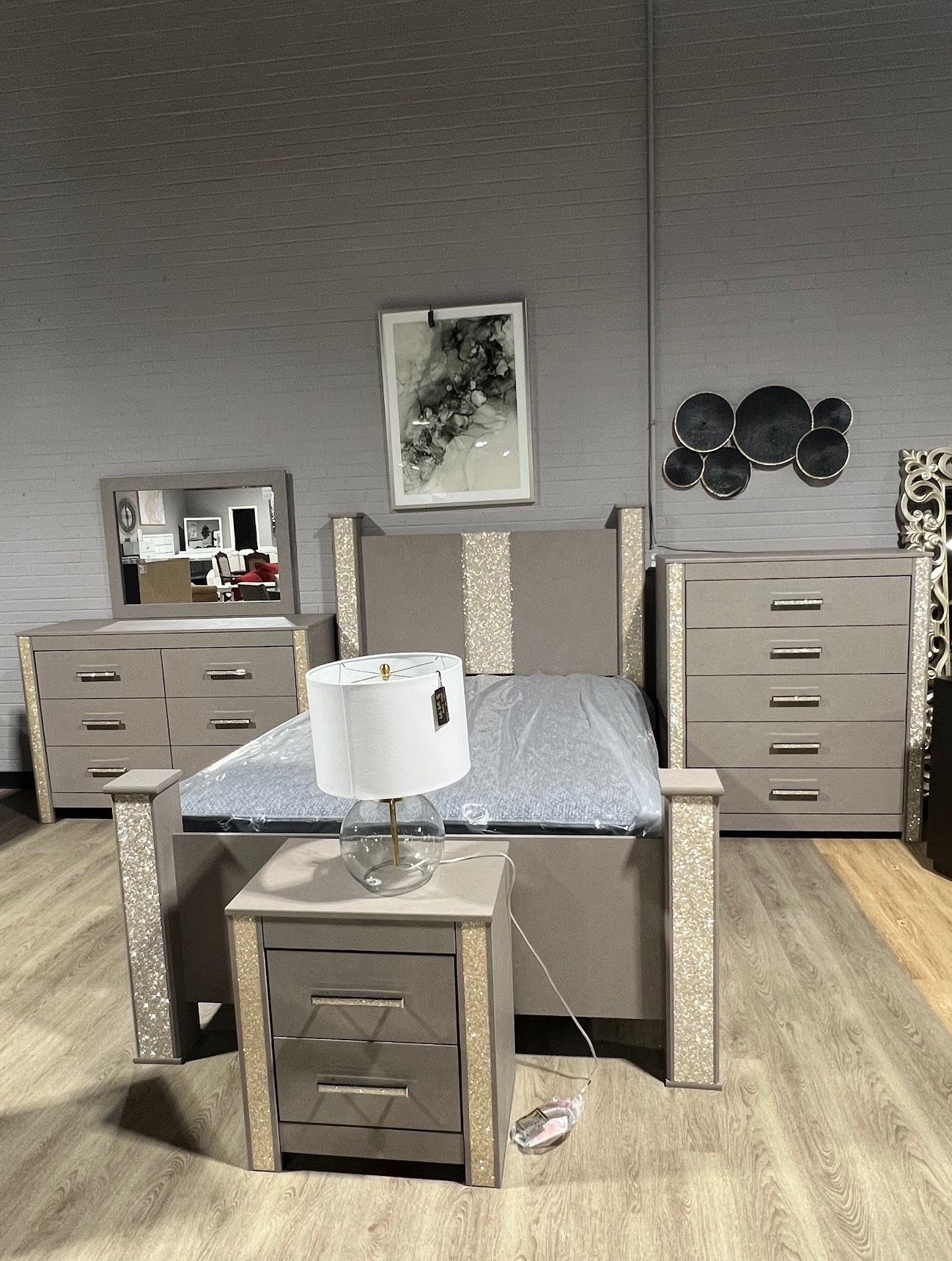 Bedroom Set Queen King Cal King