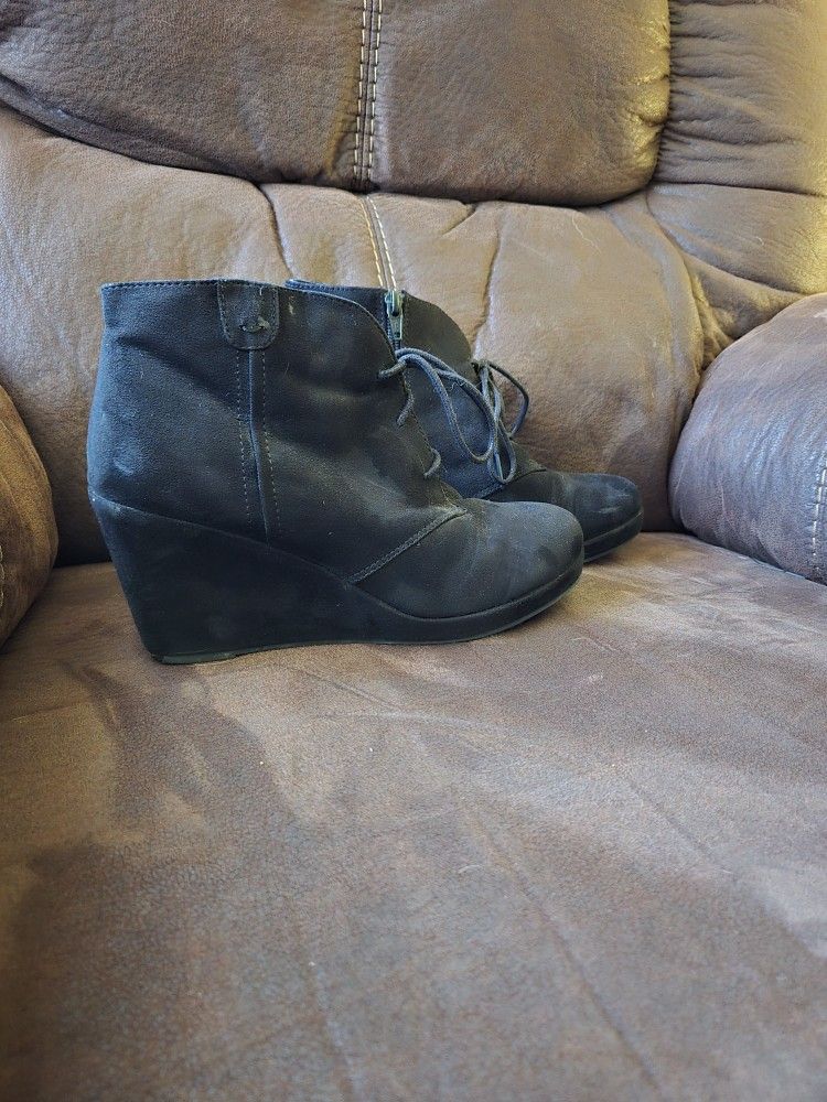 Merona Ankle Black Leather Booties
