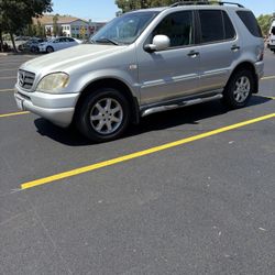 2000 Mercedes-Benz ML430 V8 SUV