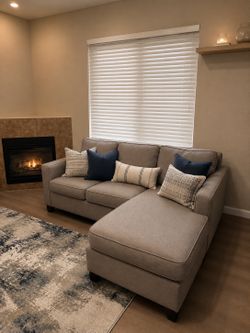 Pottery Barn Couch w/Swapable Chaise