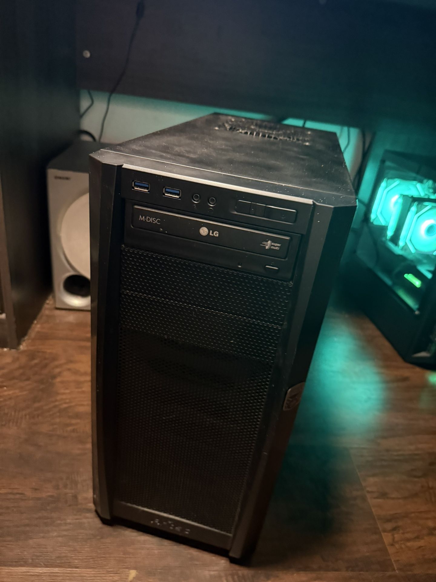  Mid Tower Atx Pc Case