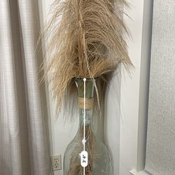 Tall Vase With Pampas