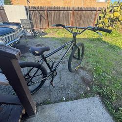 C200 Collective Bike