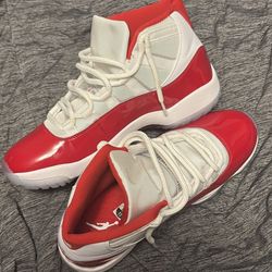 Jordan 11 Cherrys