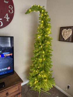 7.5 Grinch Christmas Tree