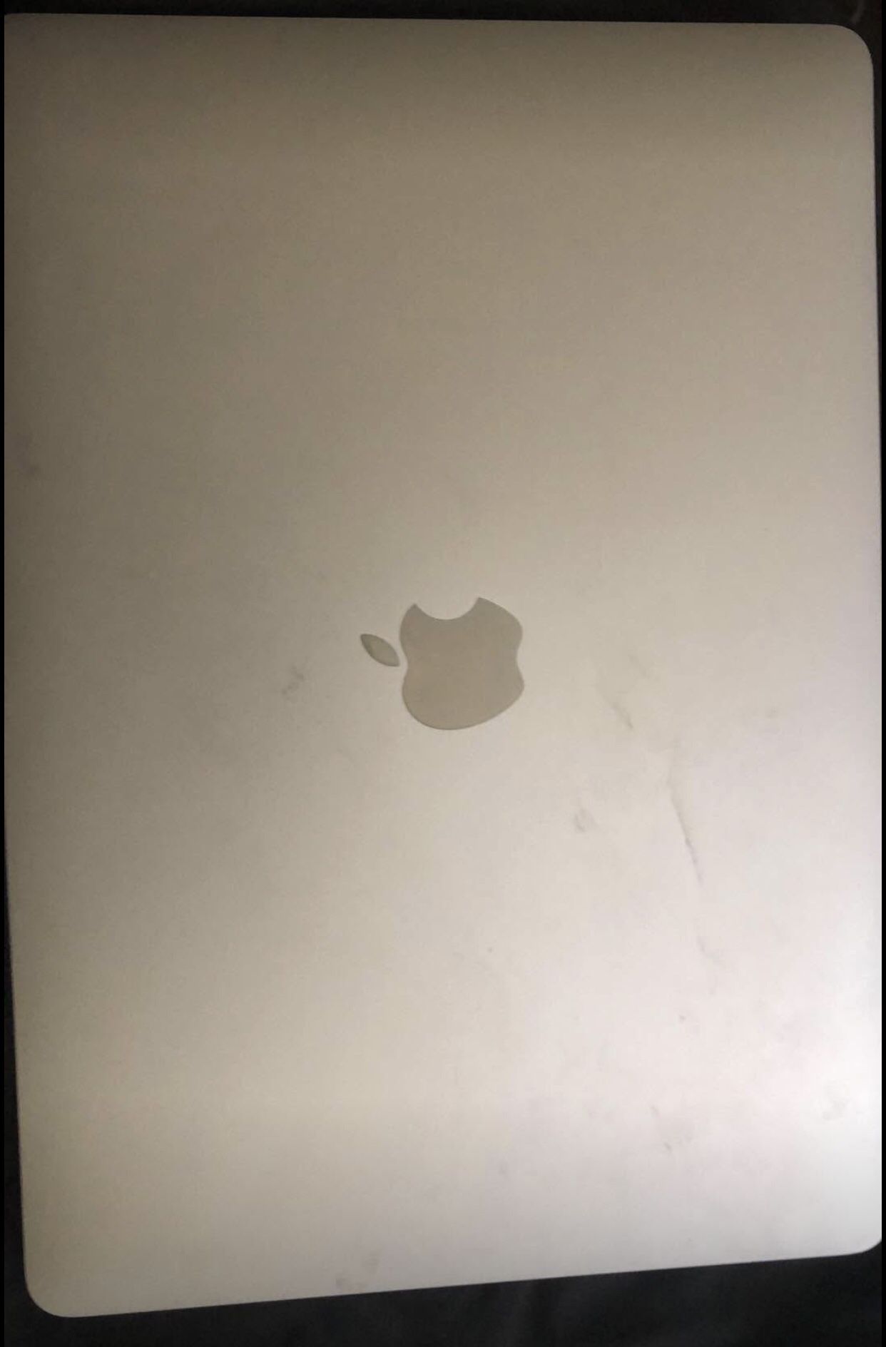 Apple MacBook 13