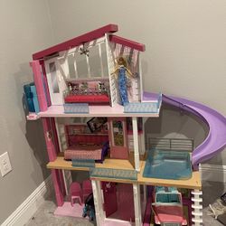 Barbie Dreamhouse