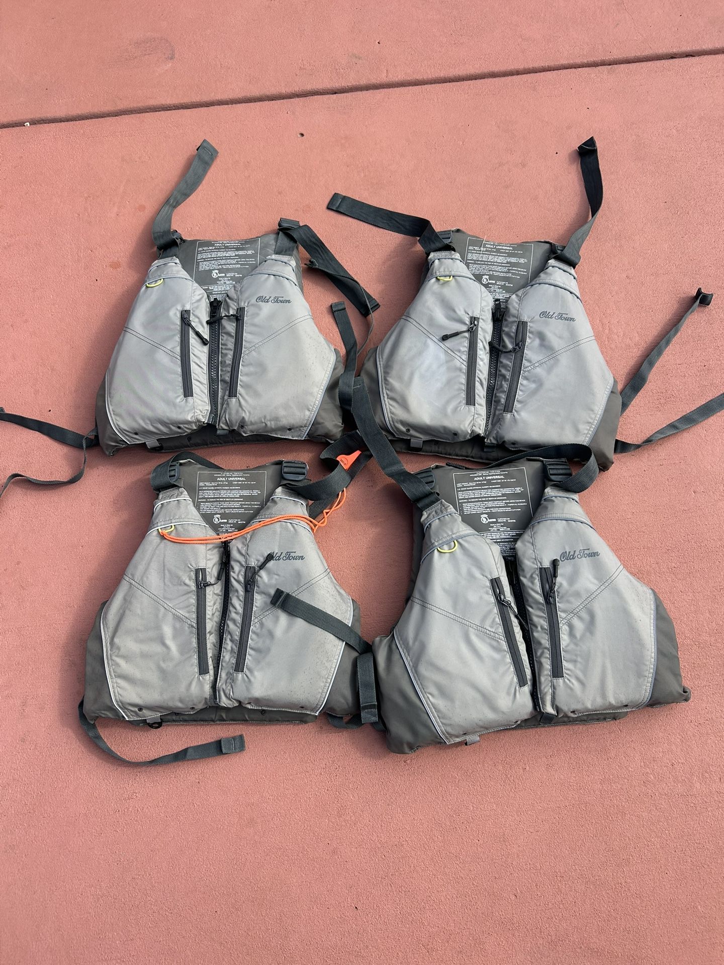 4 Life Jackets Adults Size