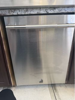 Jenn air stainless steel diswasher