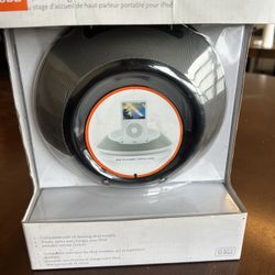  BRAND NEW! JBL jb on stage™* Ill portable music loudspeaker for iPod