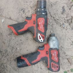 12 volt Milwaukee drill set
