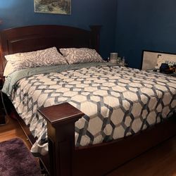 King Bed Frame With Mattress And Box Springs
