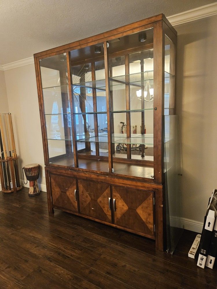 FREE Display Cabinet