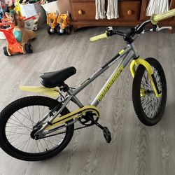 Diamondback Kids bike