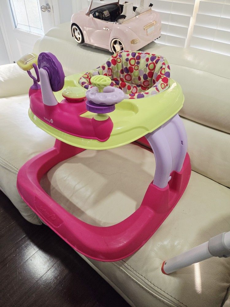 Safety 1st Baby Walker
