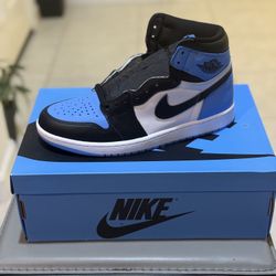 Nike Air Jordan 1 Retro High OG UNC Toe Men’s 9.5