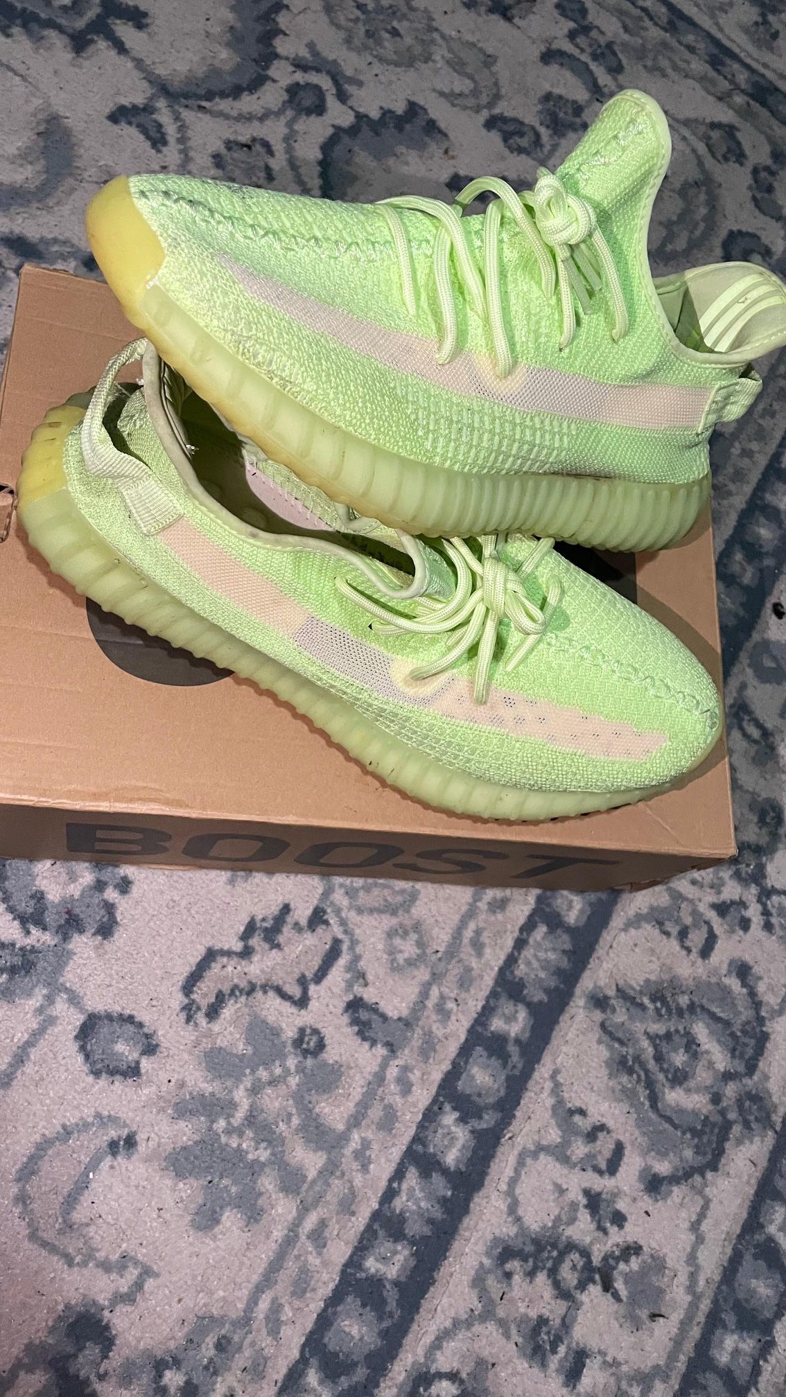 Adidas Yeezy Boost 350 V2 “Glow”