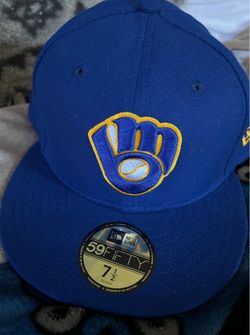 Brand new Milwaukee brewers hat size 7 1/2 new era