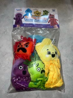 Feeling Family Hand Puppets