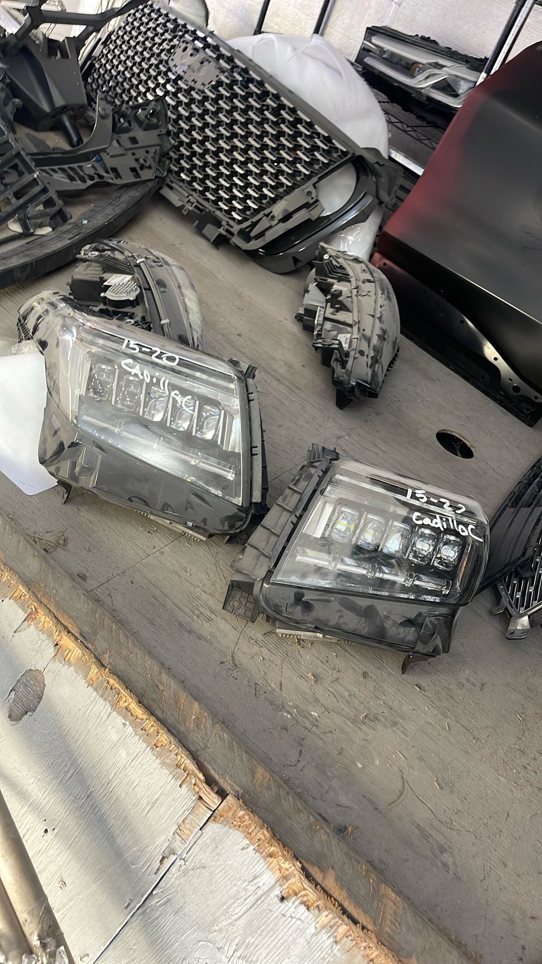 Cadillac 2015 To 2020 Headlight Left And Right