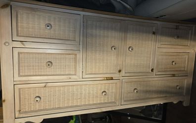 Stanley Furniture dresser 63 inch