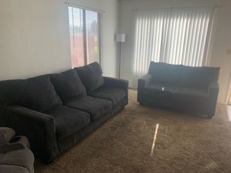 COUCHES