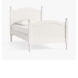 Set Of Pottery Barn Twin Beds 