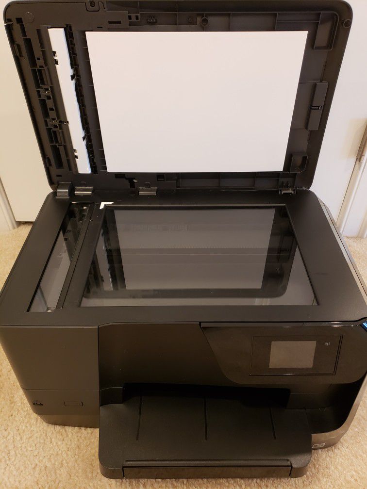 HP OfficeJet PRO 8715 printer, Scanner, Copier (New)